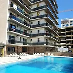 304 B1 Almar Luxury Residence-renting & Free Pool