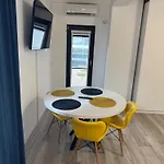 304 B1 Almar Luxury Residence-renting & Free Pool *