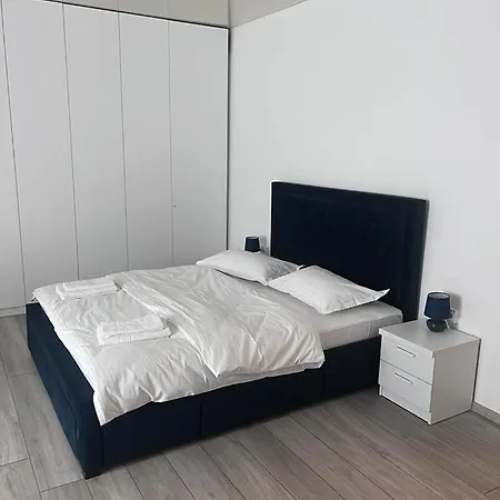 304 B1 Almar Luxury Residence-renting & Free Pool Apartment *