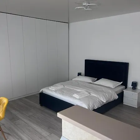 304 B1 Almar Luxury Residence-renting & Free Pool