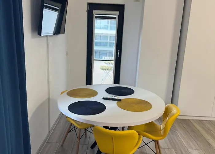 304 B1 Almar Luxury Residence-renting & Free Pool *